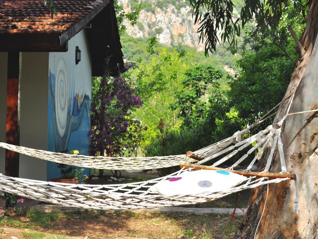 מלון Çıralı Hobbit Evi מראה חיצוני תמונה